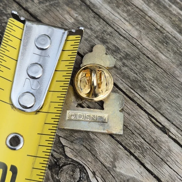 Mickey Mouse Enamel Pin - Picture 6 of 16